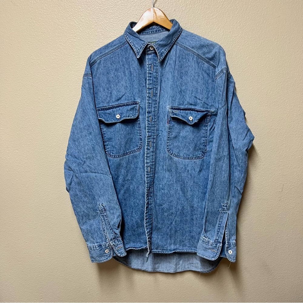 Vintage Levi’s Blue Denim Shirt